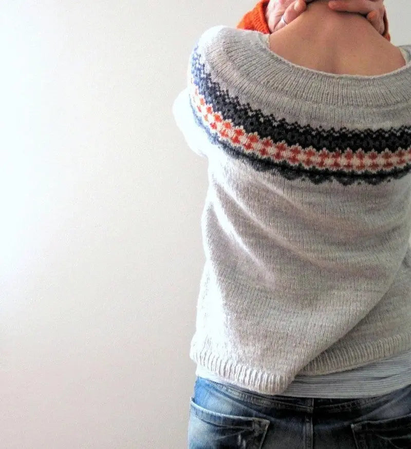 The Nordic Embrace – Vintage-inspirert strikkegenser Motelys