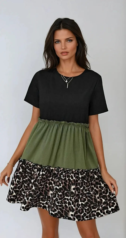 Noir Luxe Casual T-skjortekjole – Uanstrengt Eleganse Motelys