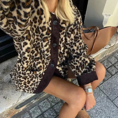 Savanna – Dristig leopardmønstret cardigan for stilige fashionistaer Motelys