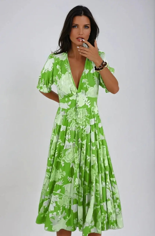FloralVibes - Elegant Blomstret Kjole for Hver Anledning Motelys
